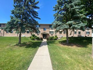 N114W15846 Sylvan Cir #305, Germantown, WI 53022