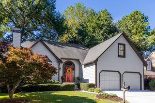 1095 Dunbarton Trce NE, Atlanta, GA 30319