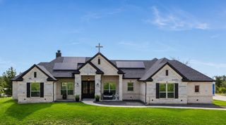 248 Scenic Wood Dr, Azle, TX 76020