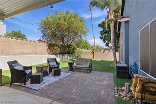 7943 Lions Mane Ct, Las Vegas, NV 89123