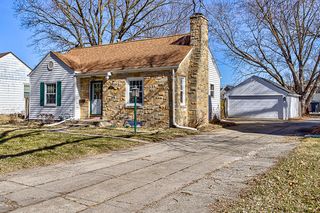 1122 Burnett Ave, Ames, IA 50010