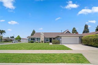 2710 N  Cottonwood St, Orange, CA 92865