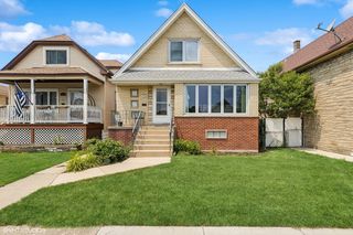 5712 S  Kilbourn Ave, Chicago, IL 60629