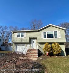 14 Bunkerhill Road, Hazlet, NJ 07730