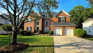 12424 Tantallon Ct, Pineville, NC 28134