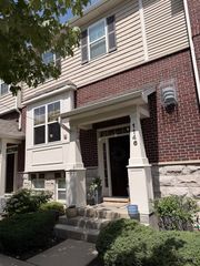 1146 Evergreen Ave, Des Plaines, IL 60016