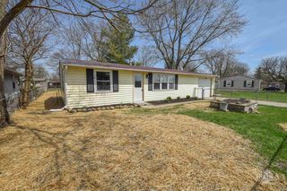 2804 N  Westwood Rd, Muncie, IN 47303