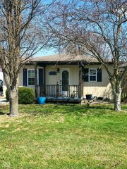 705 S  Warren St, West Lebanon, IN 47991