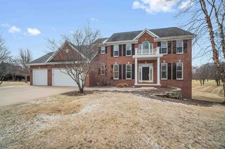 24 Whispering Springs Ct, Fond Du Lac, WI 54935