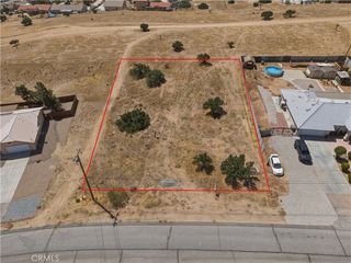 Yuba St, Hesperia, CA 92345