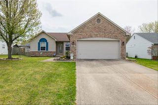 3901 Maple Manor Dr, Indianapolis, IN 46237
