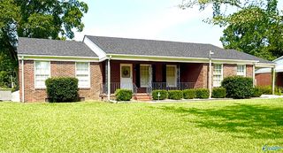 1723 Dianne St SW, Decatur, AL 35601