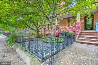 2710 N  Calvert St, Baltimore, MD 21218