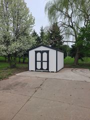 1609 SE Green Park Cres, Ankeny, IA 50021