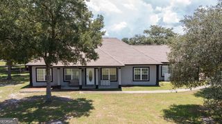 664 Liberty Ct, Hortense, GA 31543