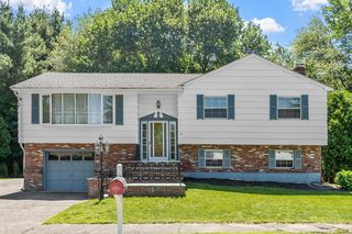 6 Wright St, Peabody, MA 01960
