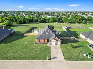 105 Southview Dr, Fate, TX 75189