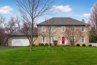 15 Jeremy Ct SW, Pataskala, OH 43062