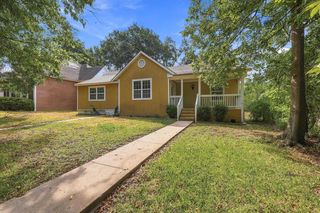 424 W  Sears St, Denison, TX 75020