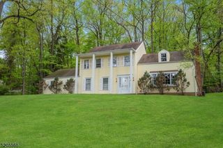 20 Harwich Rd, Morristown, NJ 07960