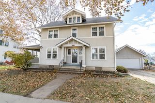 310 W  Washington St, Winterset, IA 50273