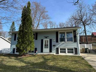 3233 Quincy Ave, Madison, WI 53704