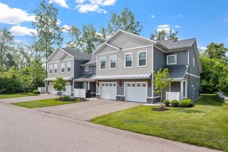 10502 Adams St #594, Holland, MI 49423