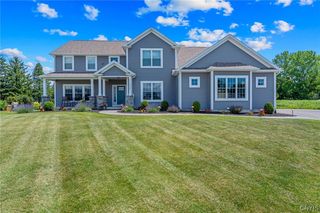4354 November Ln, Syracuse, NY 13215