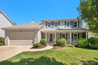 220 Breckenridge Dr, Aurora, IL 60504