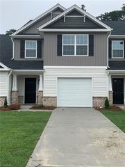 3859 Copperfield Ct #24, High Point, NC 27265