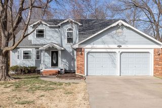 2607 W  Dogwood St, Rogers, AR 72758