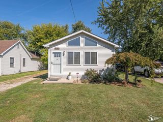 8353 N  Dixie Hwy, Newport, MI 48166