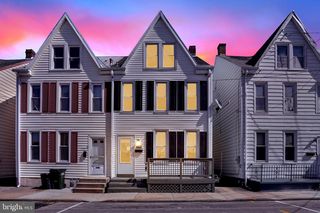 1145 N  Duke St, York, PA 17404