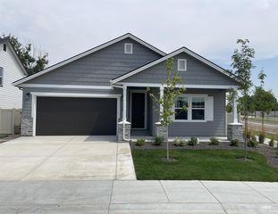 498 S  Bobby Way, Kuna, ID 83634