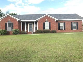 112 W  Bradberry Dr, Dothan, AL 36305