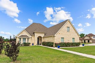 100 Kailynne Ct, Thorndale, TX 76577