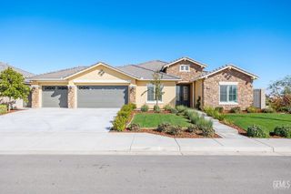 8708 Kenwick St, Bakersfield, CA 93314