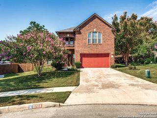 8704 LAUREL CANYON DR, Universal City, TX 78148