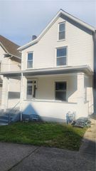 365 Kenney Ave, Pitcairn, PA 15140