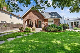 1303 Santa Ynez Way, Sacramento, CA 95816