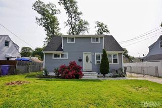 26 Clark Pl, Avenel, NJ 07001