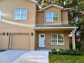 250 E  Collins St, Umatilla, FL 32784