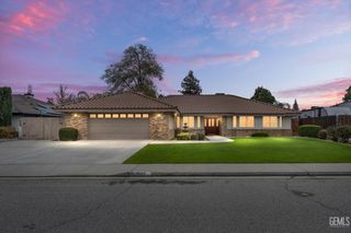 7600 Petris Ave, Bakersfield, CA 93308