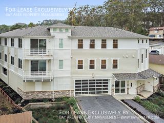 195 Avenue Cabrillo N #8, El Granada, CA 94018
