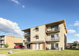 7329 W  85th Pl #2B, Bridgeview, IL 60455