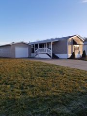 5260 Kent Ave, Portage, IN 46368