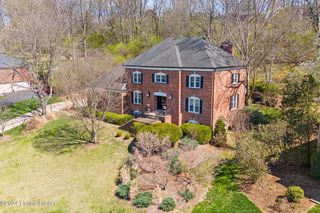 1513 Northwind Rd, Indian Hills, KY 40207