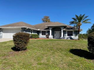 10 W  11th St, Lehigh Acres, FL 33972