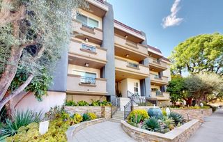 4727 Willis Ave #203, Sherman Oaks, CA 91403