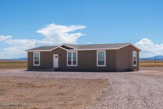 26936 N  Chicory Way, Paulden, AZ 86334